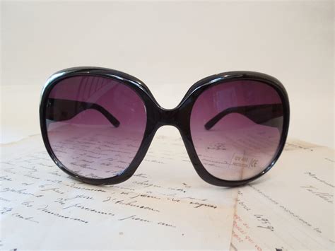 oversized Jackie O sunglasses